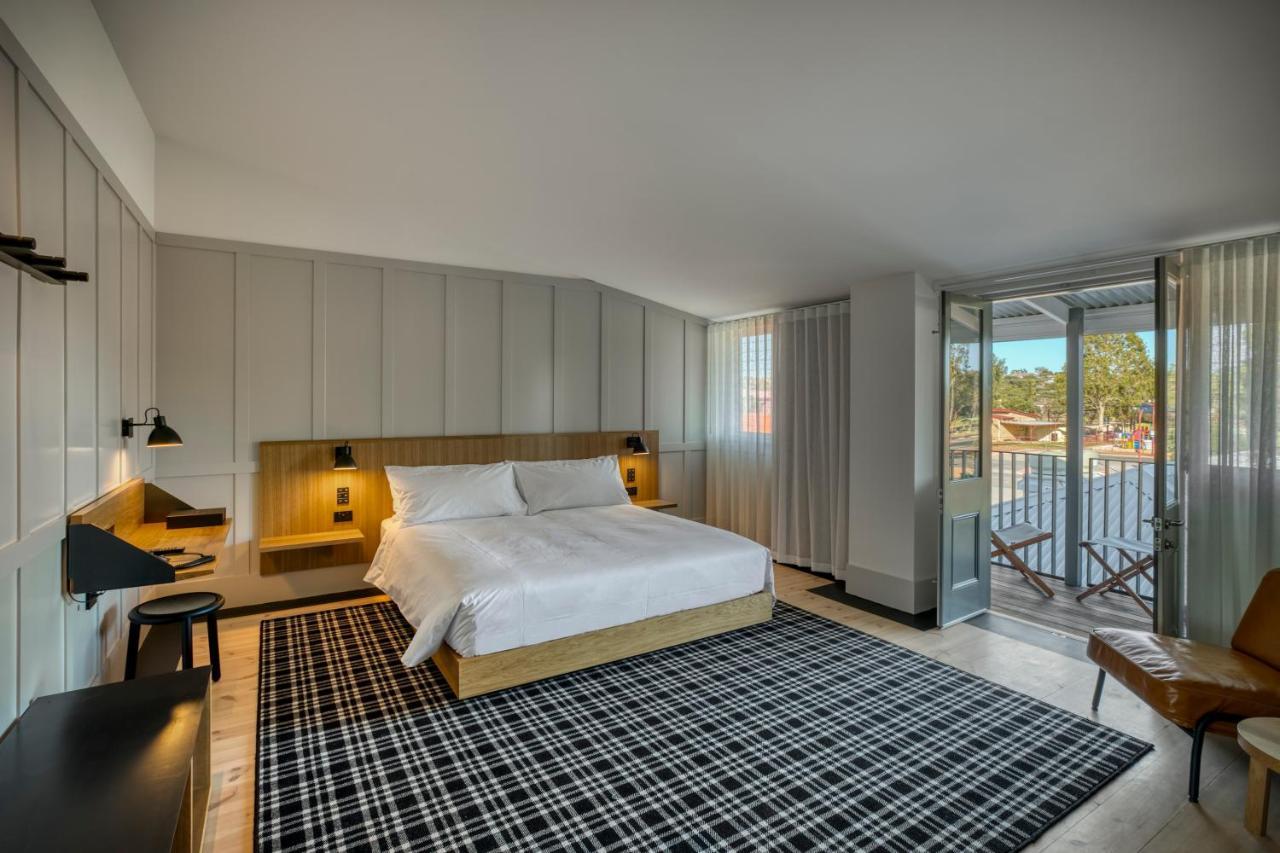 Farmers Home Hotel Нортъм Екстериор снимка